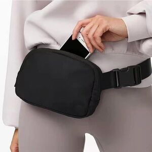 Black Belt Bag with Zipper